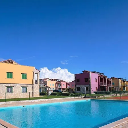 Bella Vista With Swimming Pool And Tennis Court Apartamento Nova Vas (Porec)
